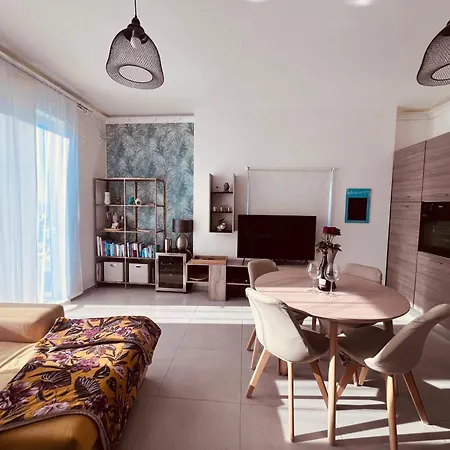 La88 Sweethome Penthouse With Jacuzzi Apartman *