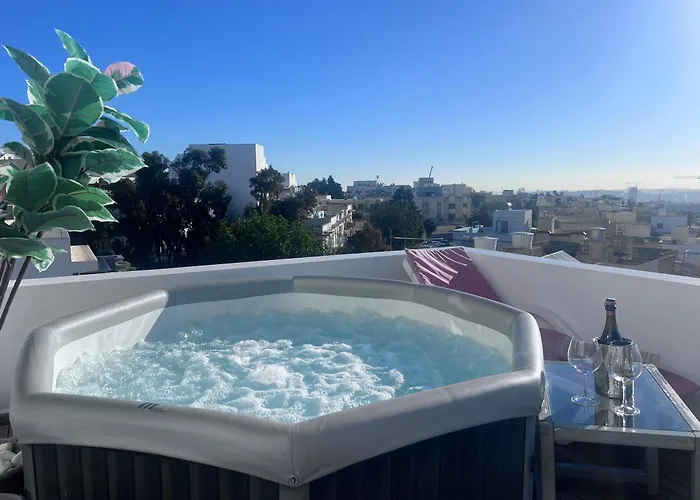La88 Sweethome Penthouse With Jacuzzi * San Ġwann