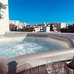 La88 Sweethome Penthouse With Jacuzzi דירה