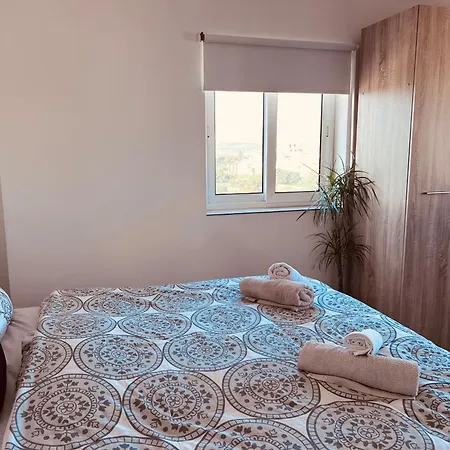 Apartment La88 Sweethome Penthouse With Jacuzzi San Gwann