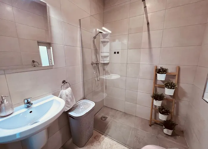 La88 Sweethome Penthouse With Jacuzzi * San Ġwann