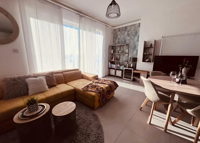 Daire La88 Sweethome Penthouse With Jacuzzi